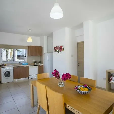 Marilena 18 Villa Paralimni