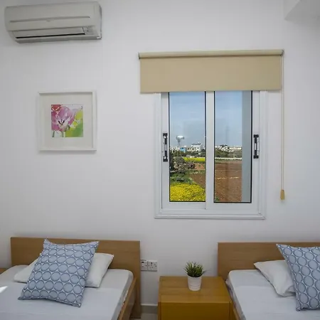 Marilena 18 Paralimni